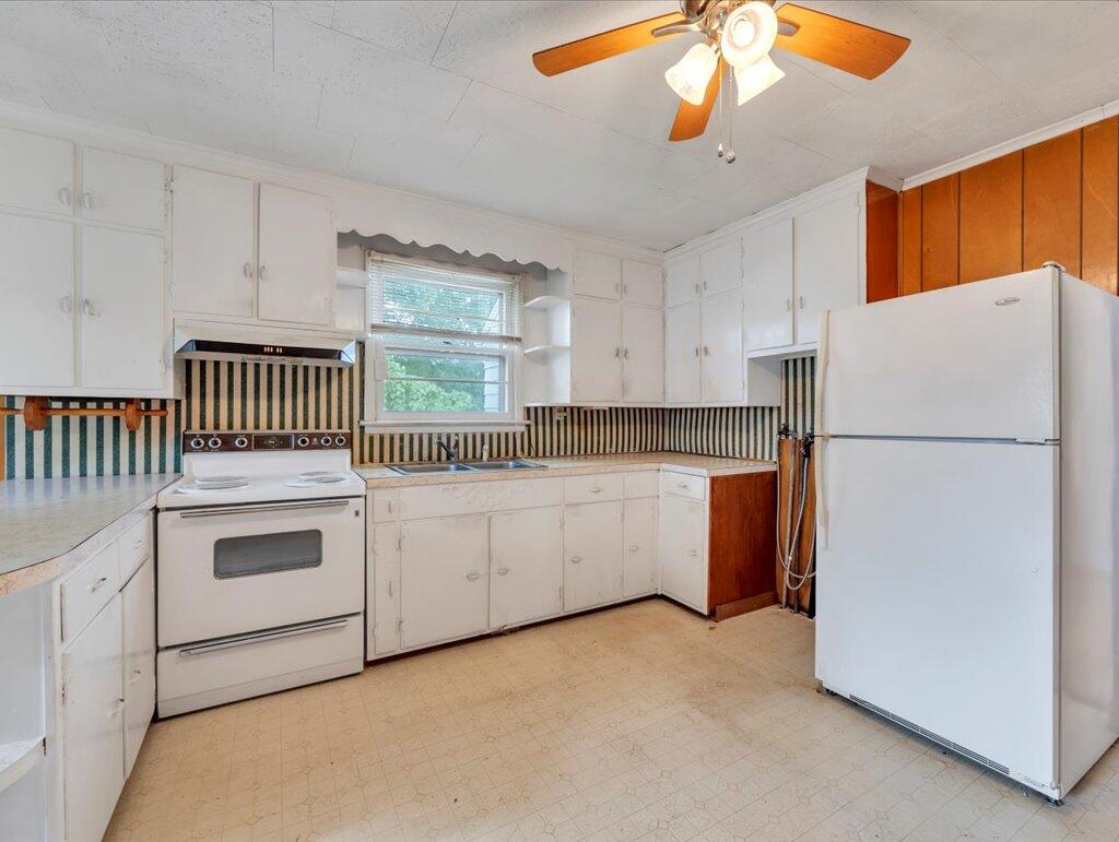 110 Lafayette Ave, Martinsville, Virginia image 12