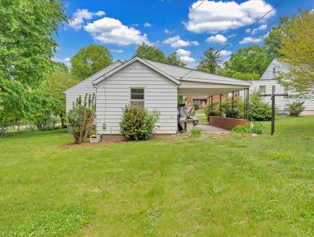110 Lafayette Ave, Martinsville, Virginia image 27