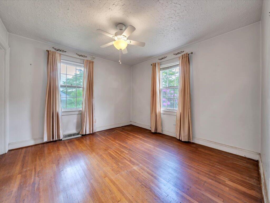 110 Lafayette Ave, Martinsville, Virginia image 23