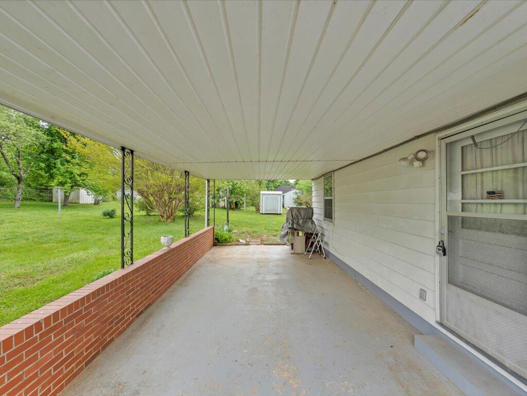 110 Lafayette Ave, Martinsville, Virginia image 29
