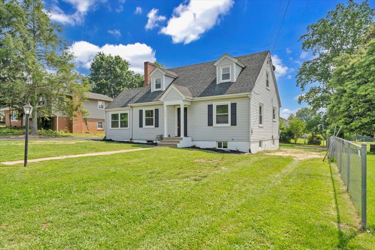 3625 Poplar Dr, Roanoke, Ohio image 2