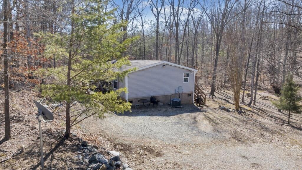407 Spinnaker Way, Moneta, Virginia image 27