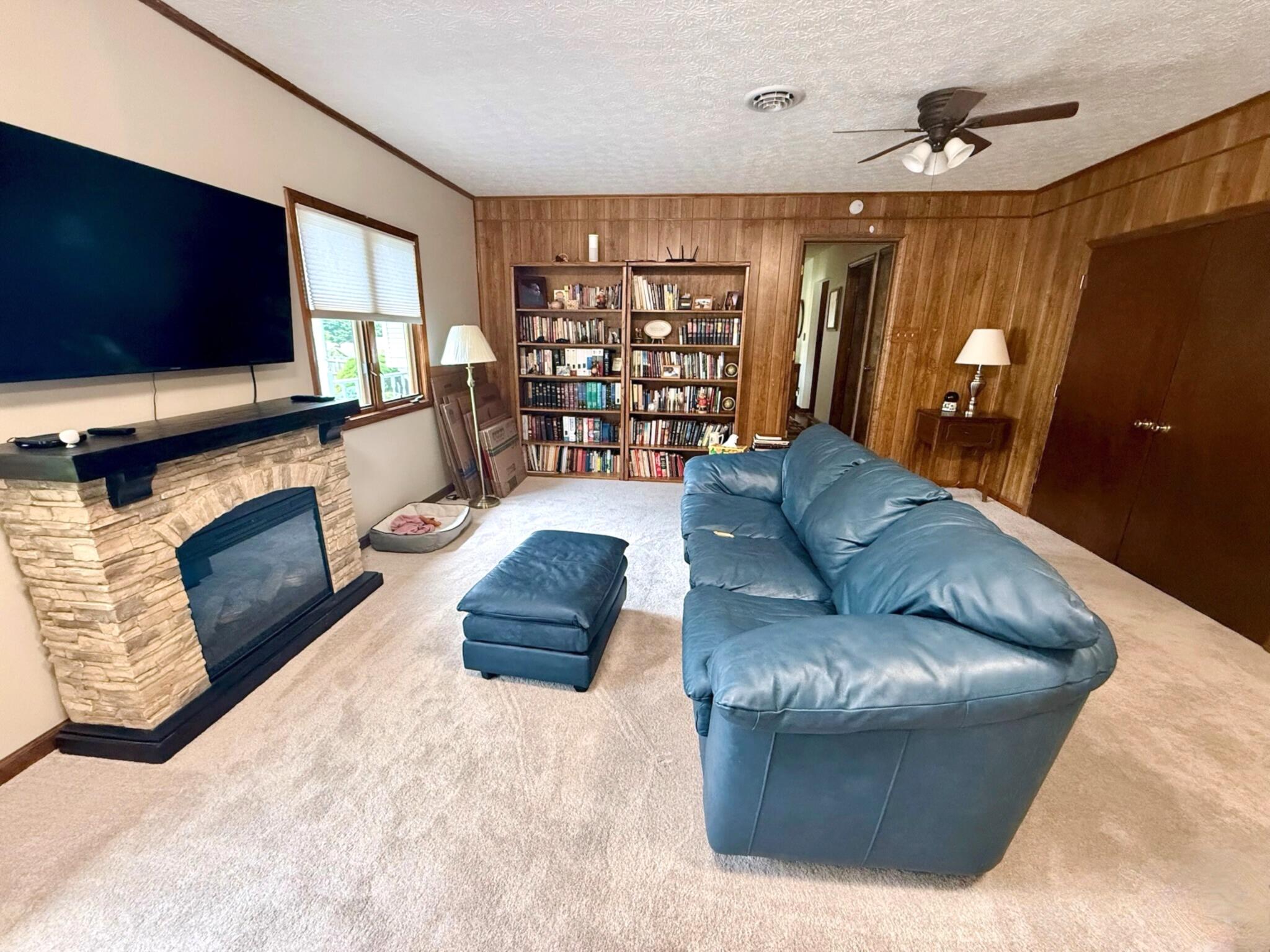 2395 Giles Dr, Christiansburg, Ohio image 12