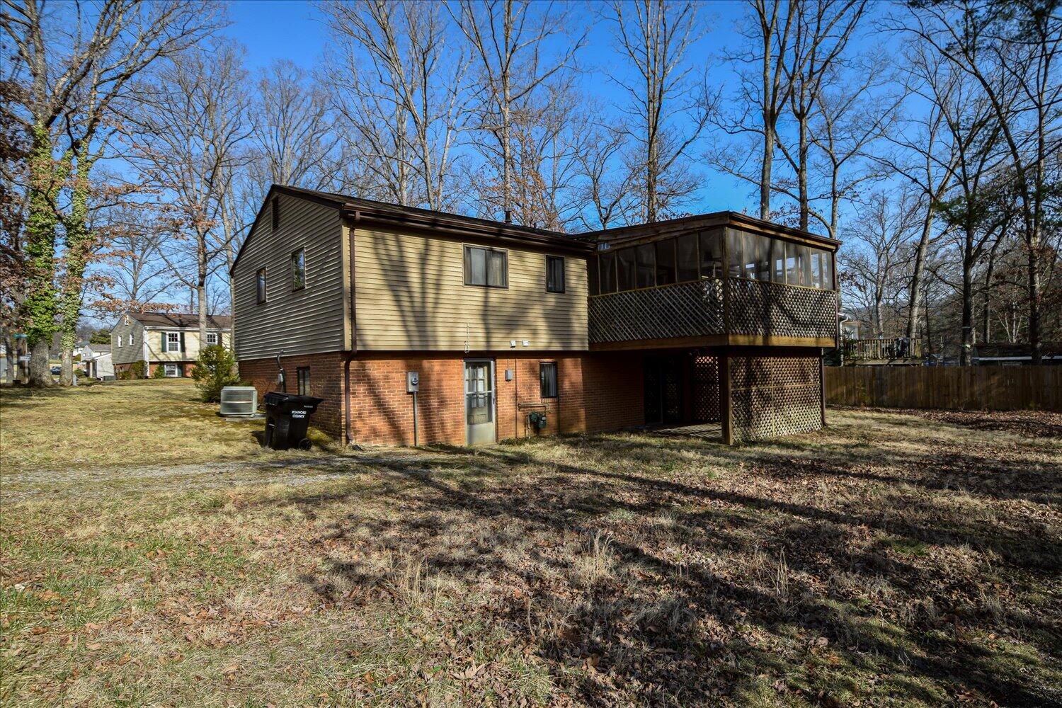2754 Tanglewood Dr, Roanoke, Virginia image 32