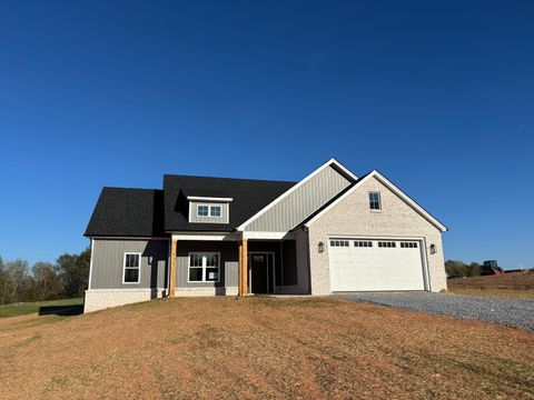Homes For Sale - 10402 Leesville Rd<br/> Lynch Station, VA 24571