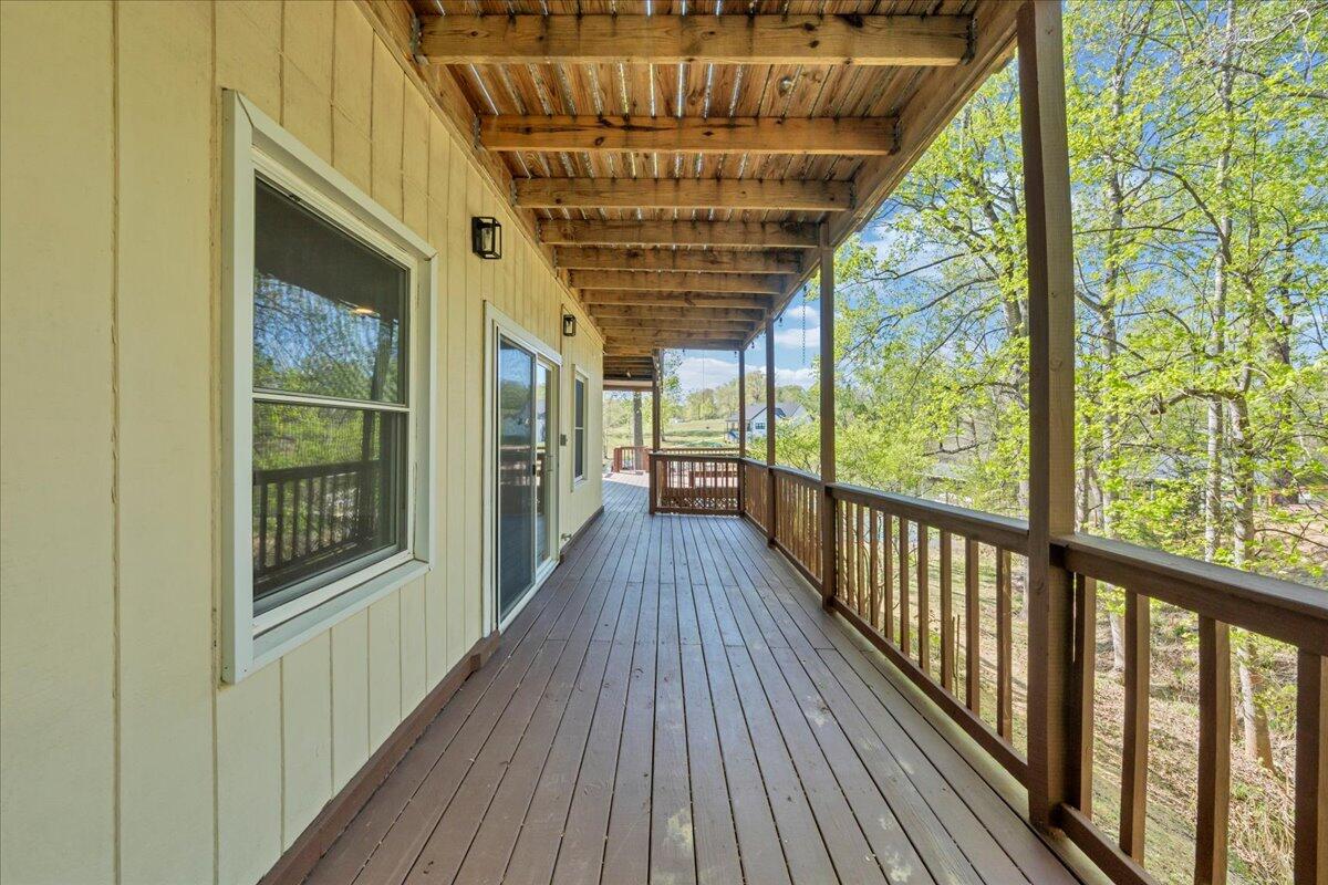 188 Buck Run Dr, Moneta, Virginia image 45