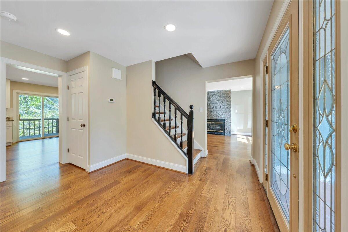188 Buck Run Dr, Moneta, Virginia image 3