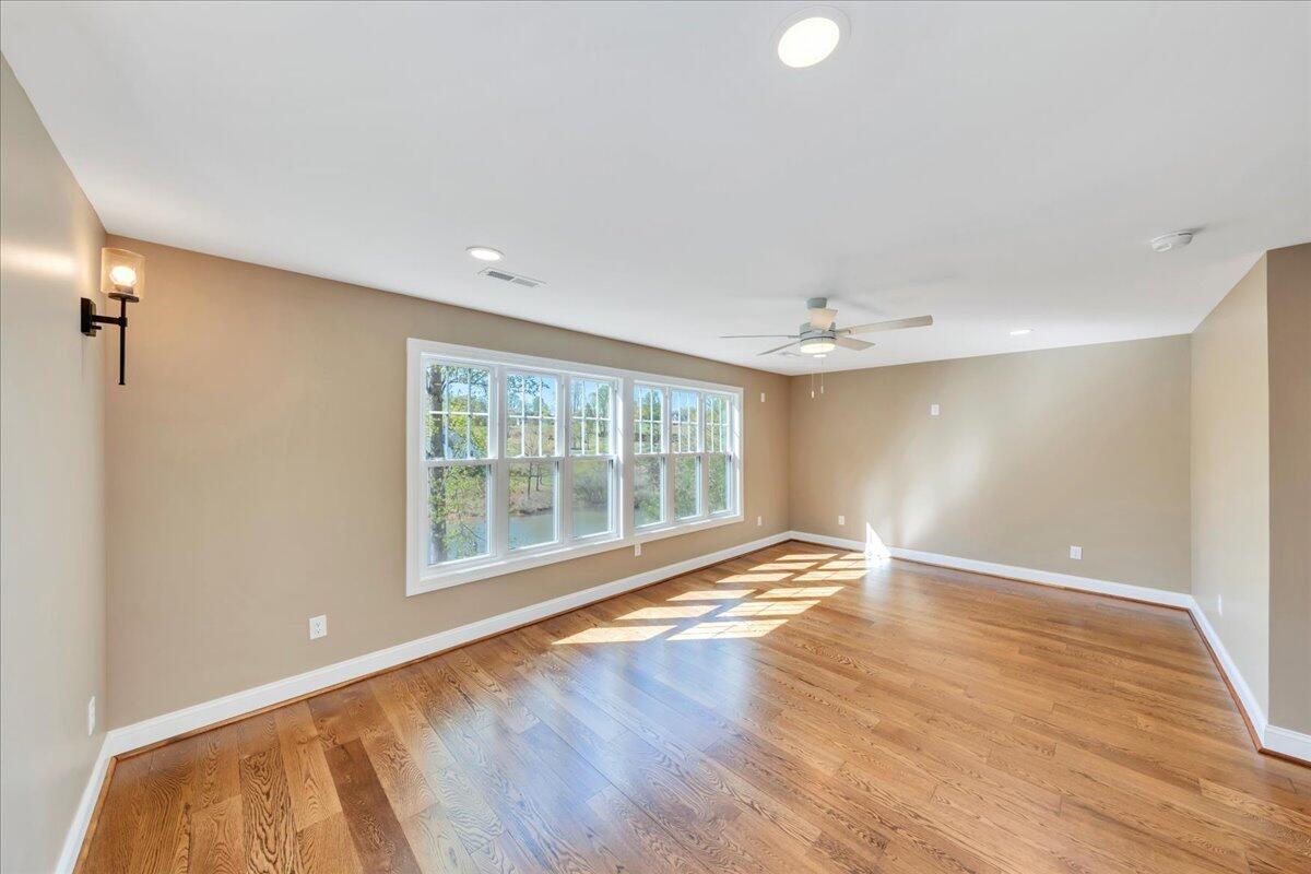 188 Buck Run Dr, Moneta, Virginia image 20