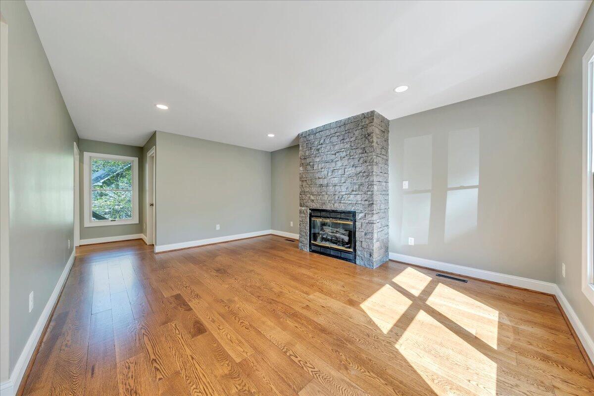 188 Buck Run Dr, Moneta, Virginia image 16