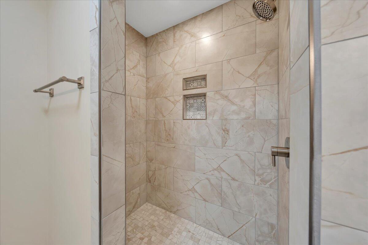 188 Buck Run Dr, Moneta, Virginia image 24