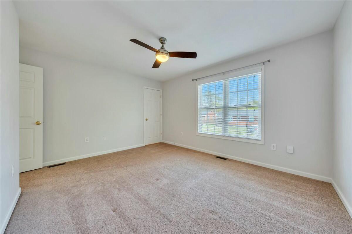 223 Ross St, Salem, Virginia image 19