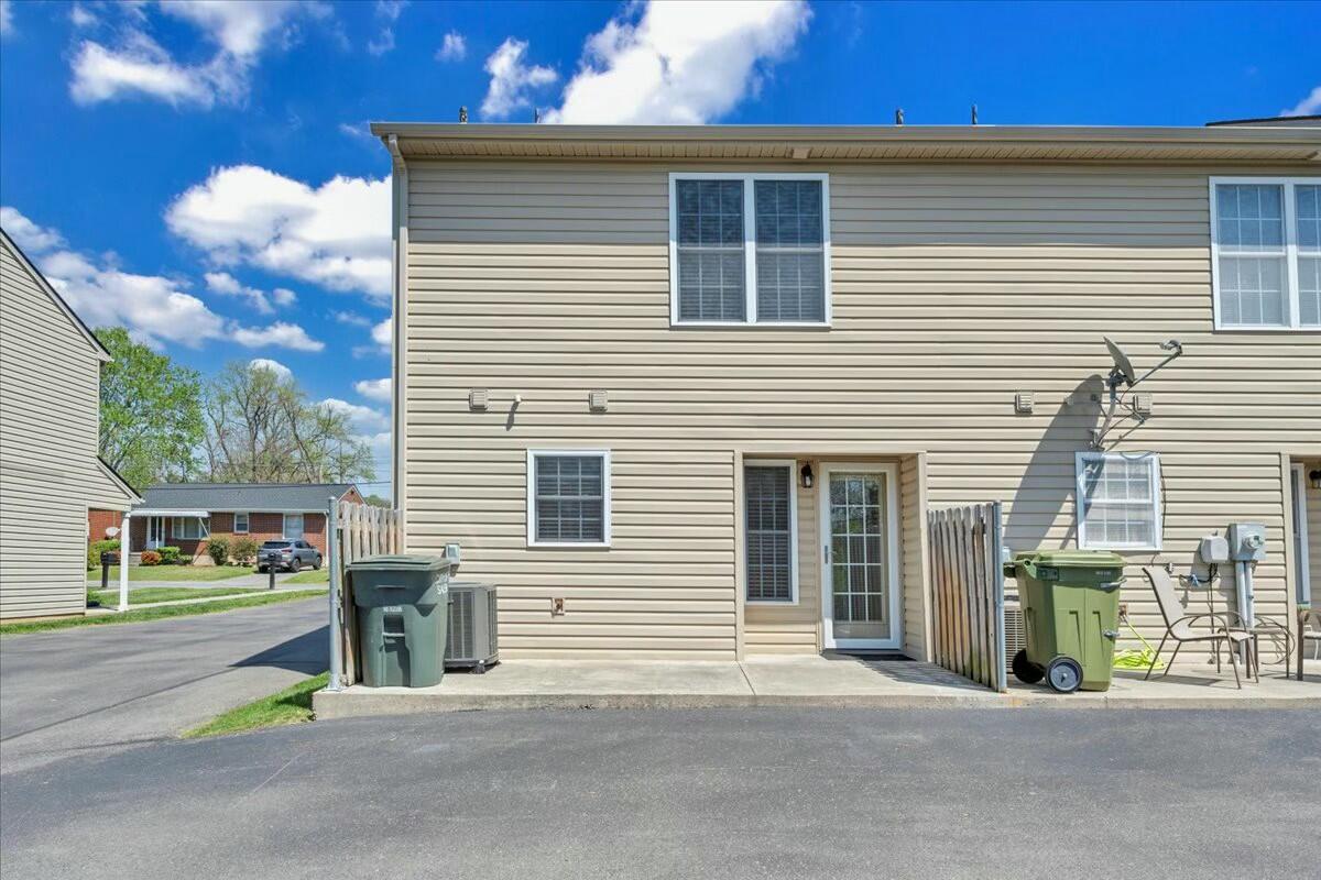 223 Ross St, Salem, Virginia image 22