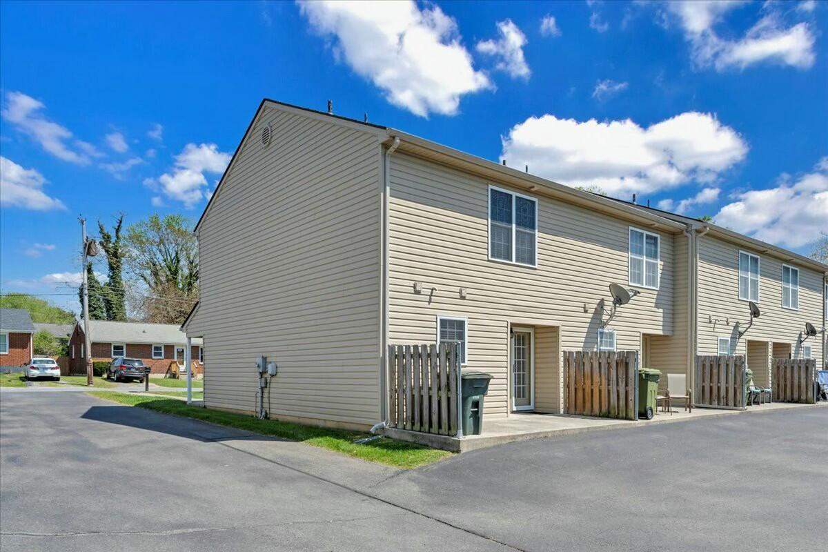 223 Ross St, Salem, Virginia image 23