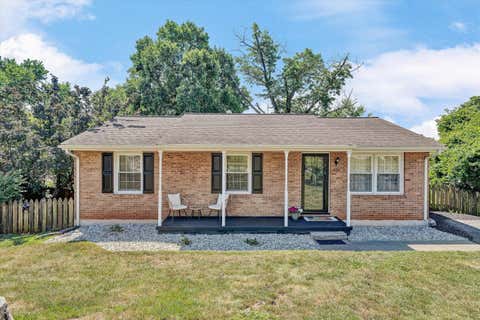 Homes For Sale - 435 Mcgeorge Dr<br/> Vinton, VA 24179