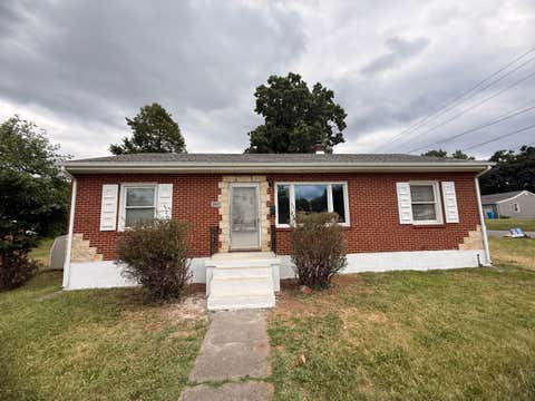 Homes For Sale - 2601 Ravenwood Ave<br/> Roanoke, VA 24012