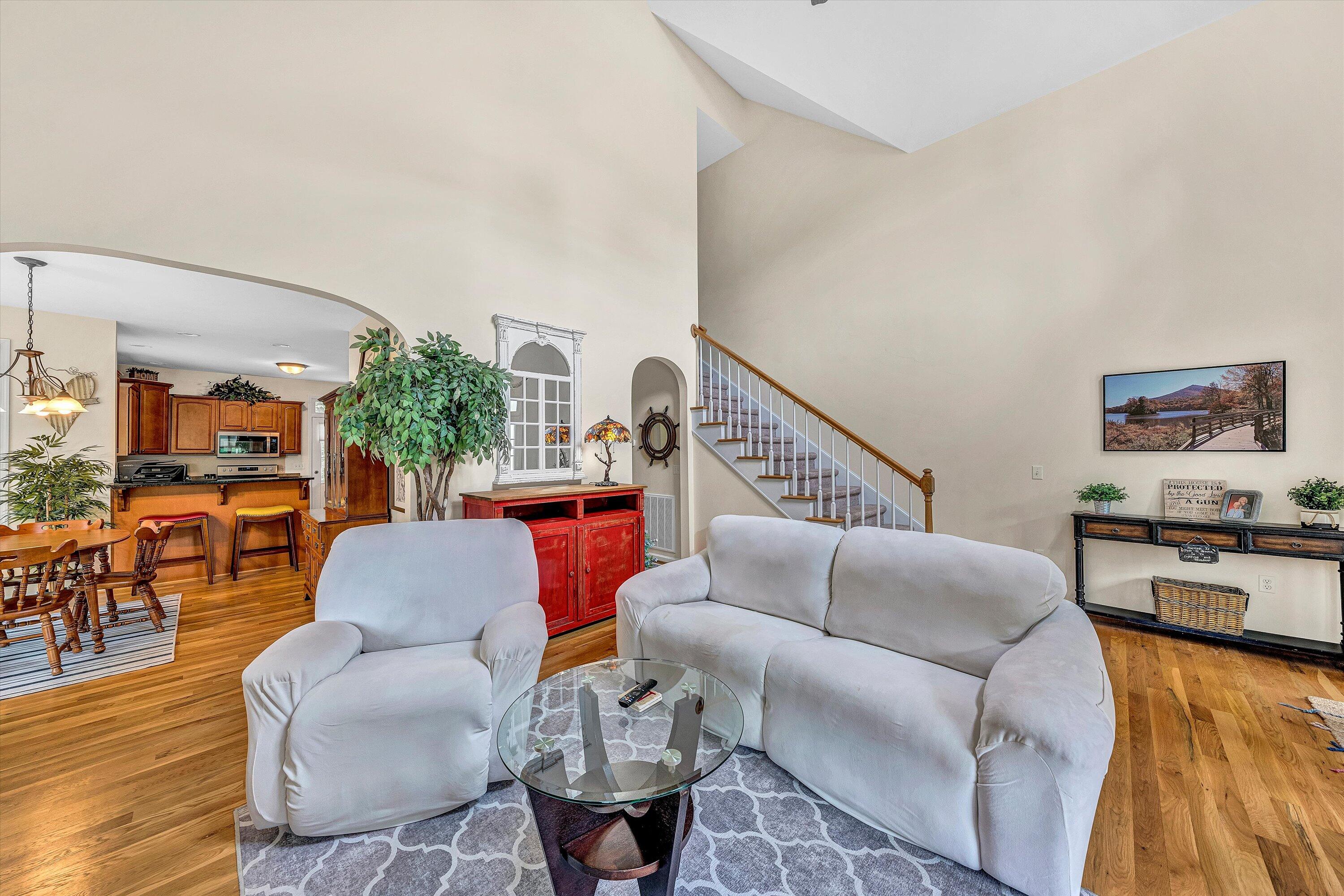 1309 W West Pine Ridge Rd, Huddleston, Virginia image 7