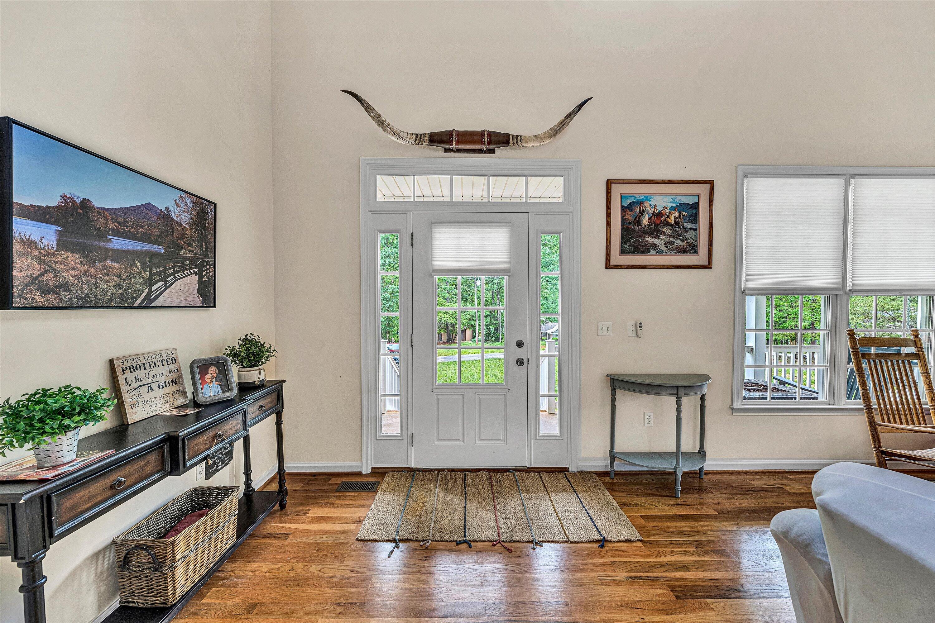 1309 W West Pine Ridge Rd, Huddleston, Virginia image 5