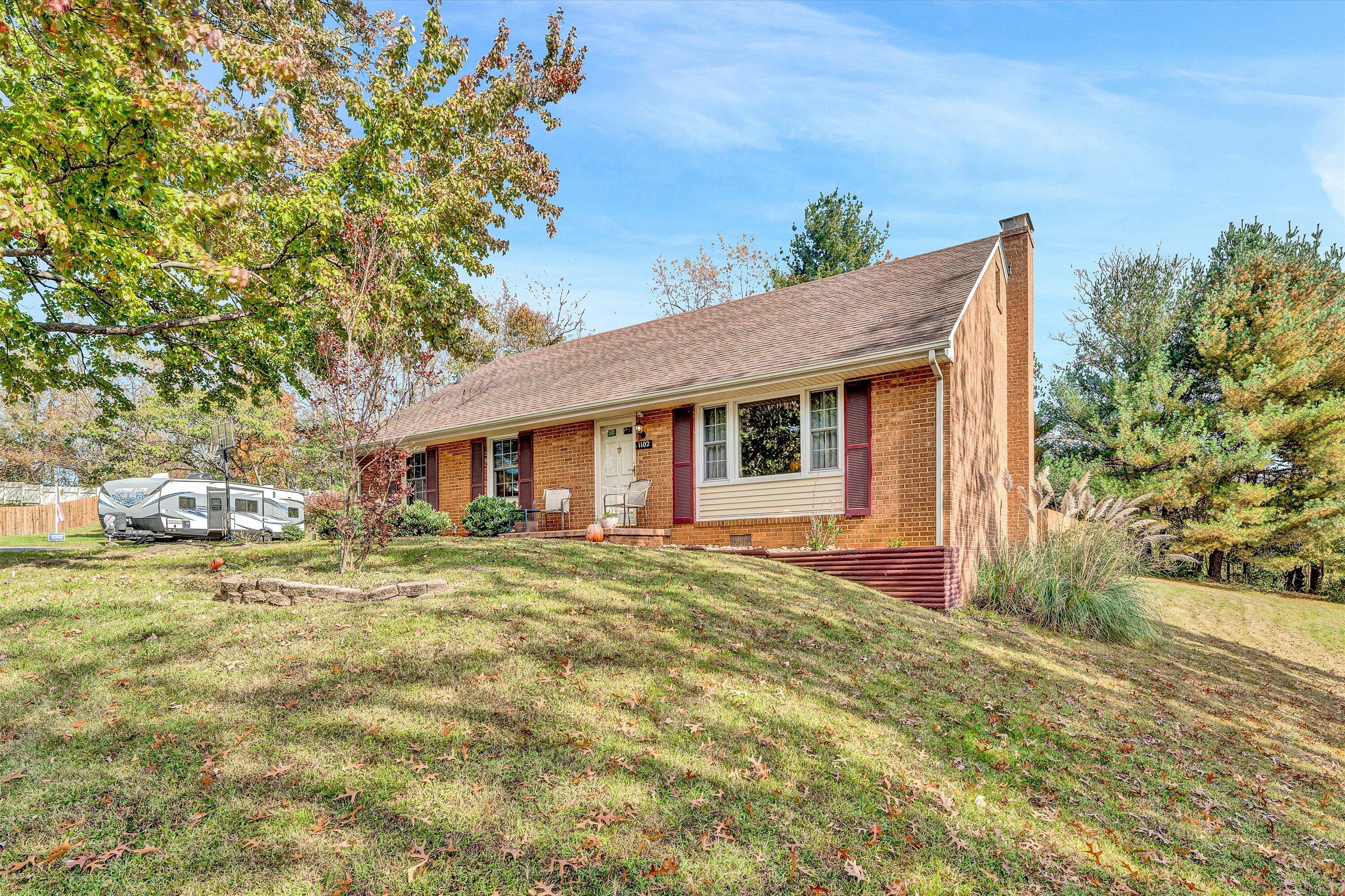 1102 Pedigo Ln, Vinton, Virginia image 3