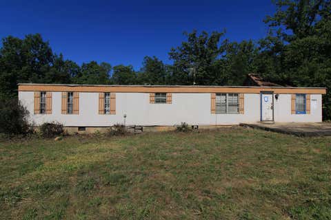 Mobile Home For Sale - 3685 Midway Rd<br/> Gretna, VA 24557