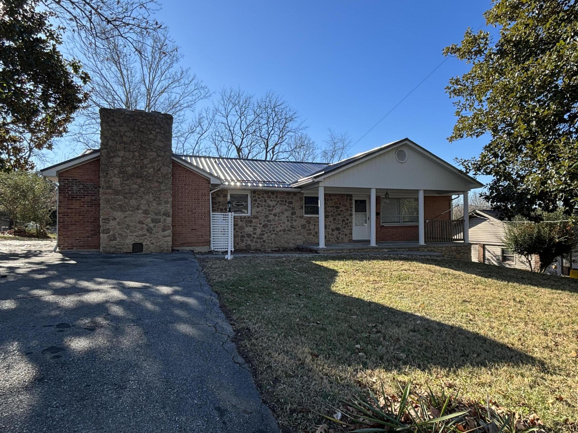 166 Patterson Ave, Rocky Mount, Virginia image 1