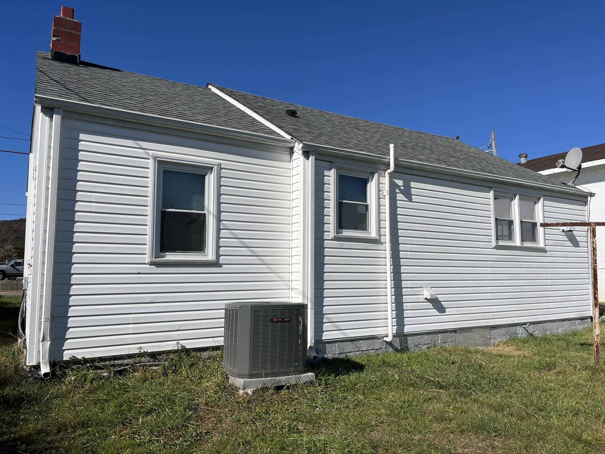 1180 North Main St, Rocky Mount, Ohio image 20