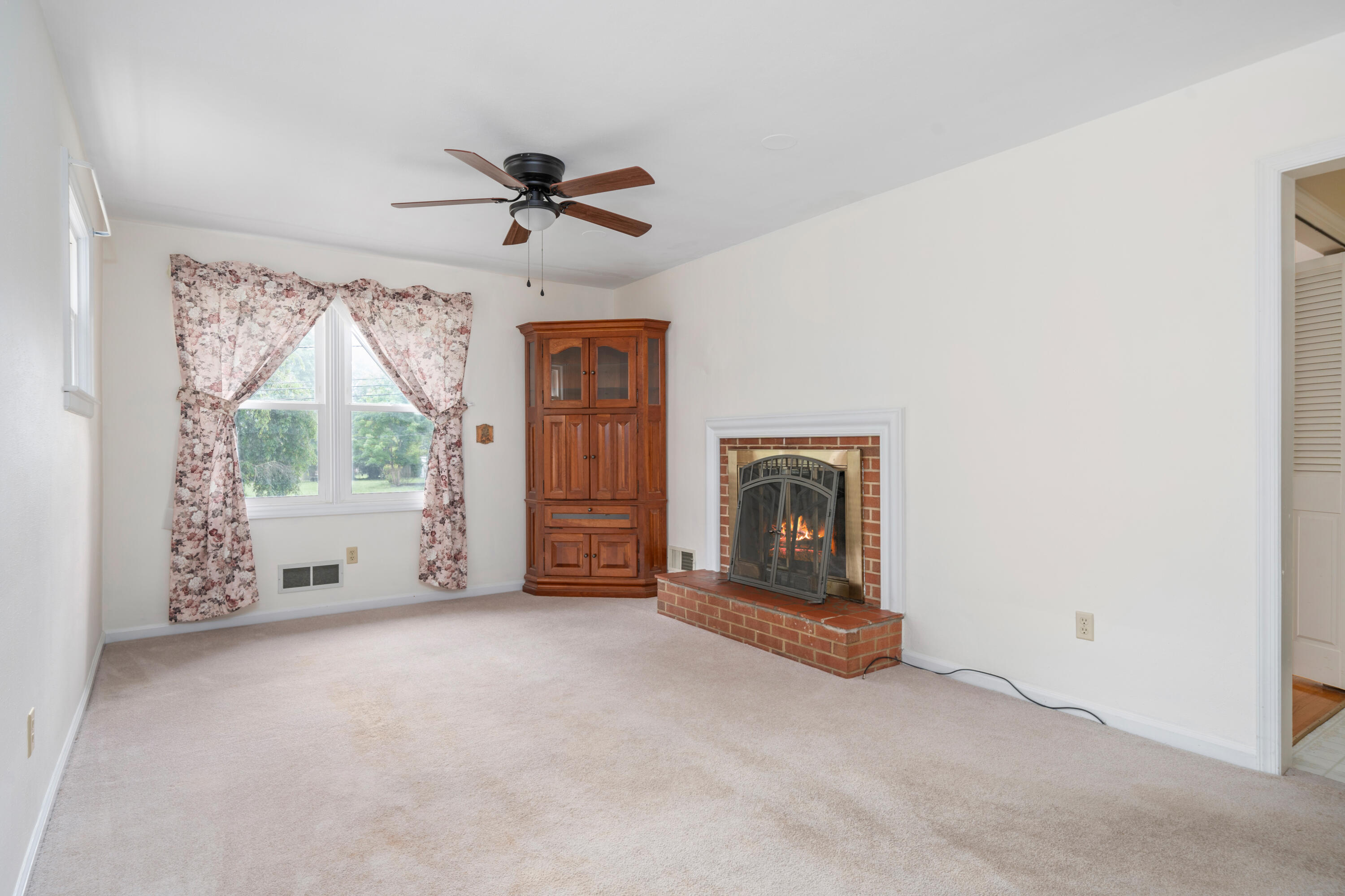 5225 Carriage Dr, Roanoke, Ohio image 7