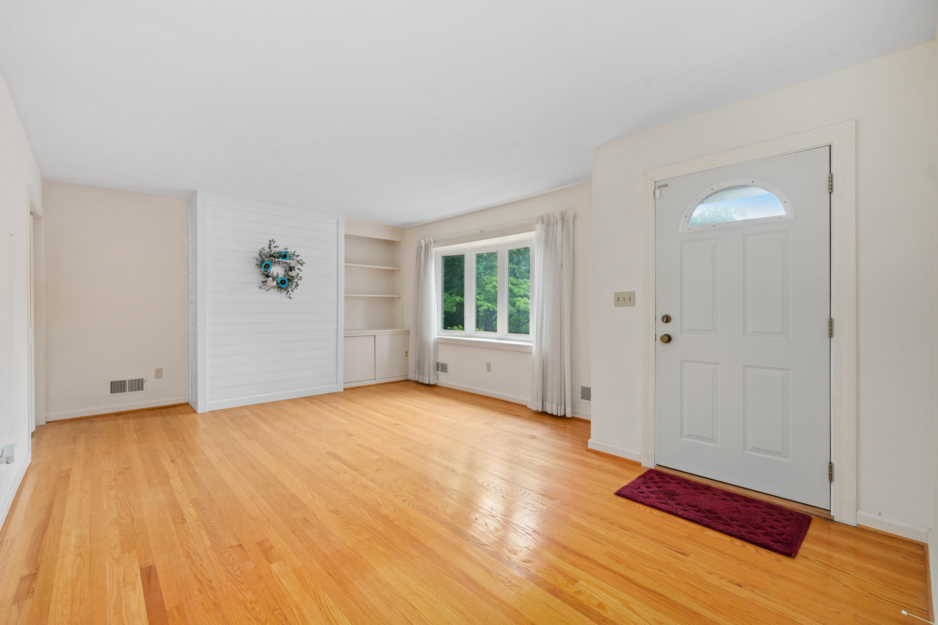 5225 Carriage Dr, Roanoke, Ohio image 4
