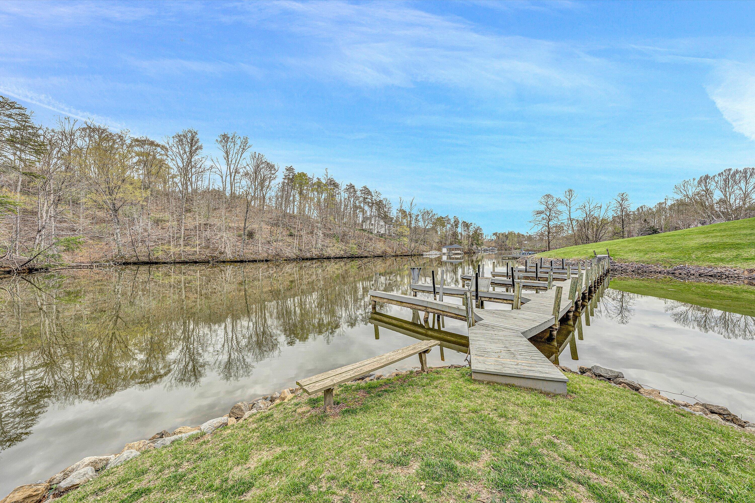 204 Harbor Ridge Dr, Goodview, Virginia image 31