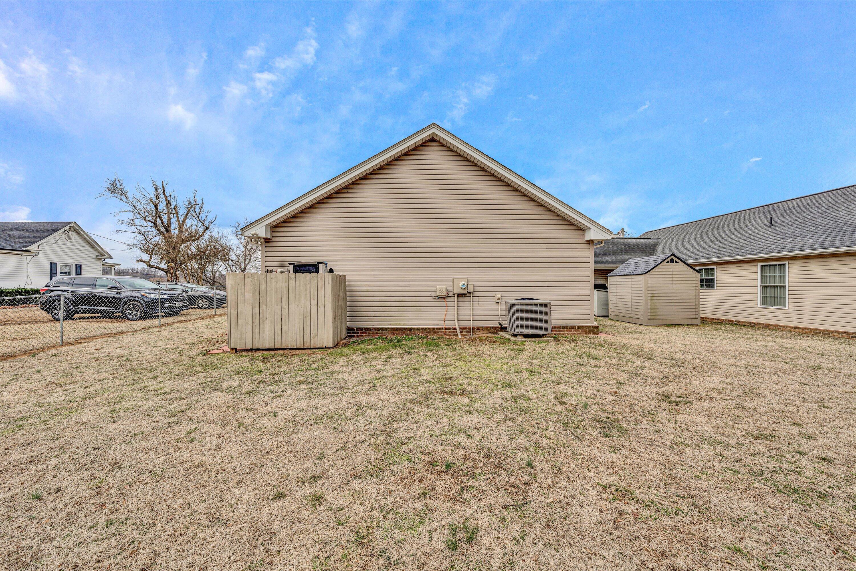 332 E Augusta Ave, Vinton, Virginia image 23