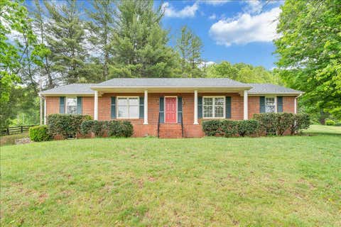 Homes For Sale - 9590 Lee Hwy Hwy<br/> Fincastle, VA 24090