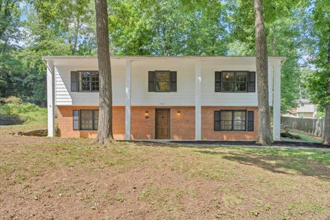 Homes For Sale - 2750 White Pelican Ln<br/> Roanoke, VA 24018