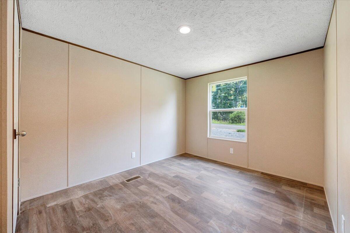 1616 Hickman Rd, Rocky Mount, Virginia image 25