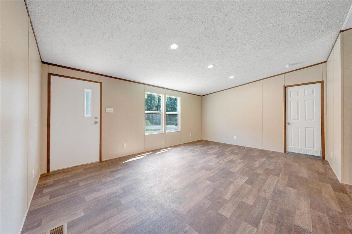 1616 Hickman Rd, Rocky Mount, Virginia image 6
