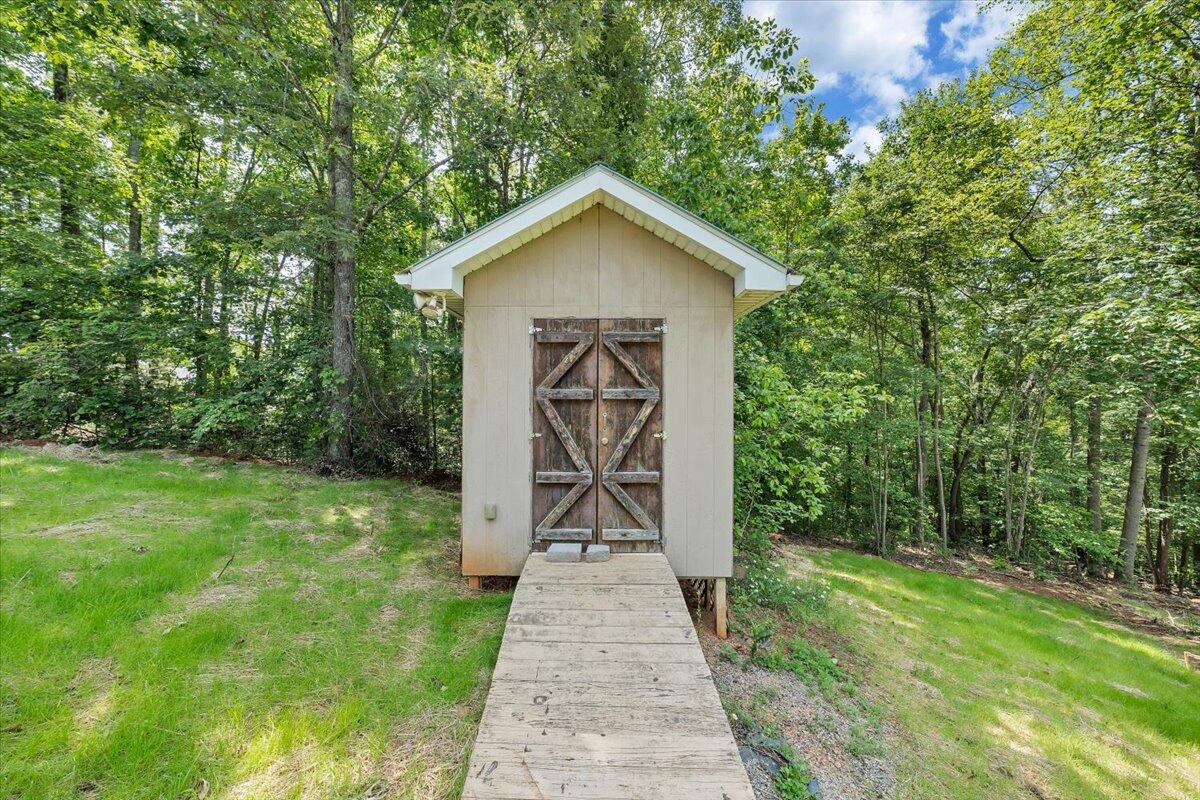 1616 Hickman Rd, Rocky Mount, Virginia image 34