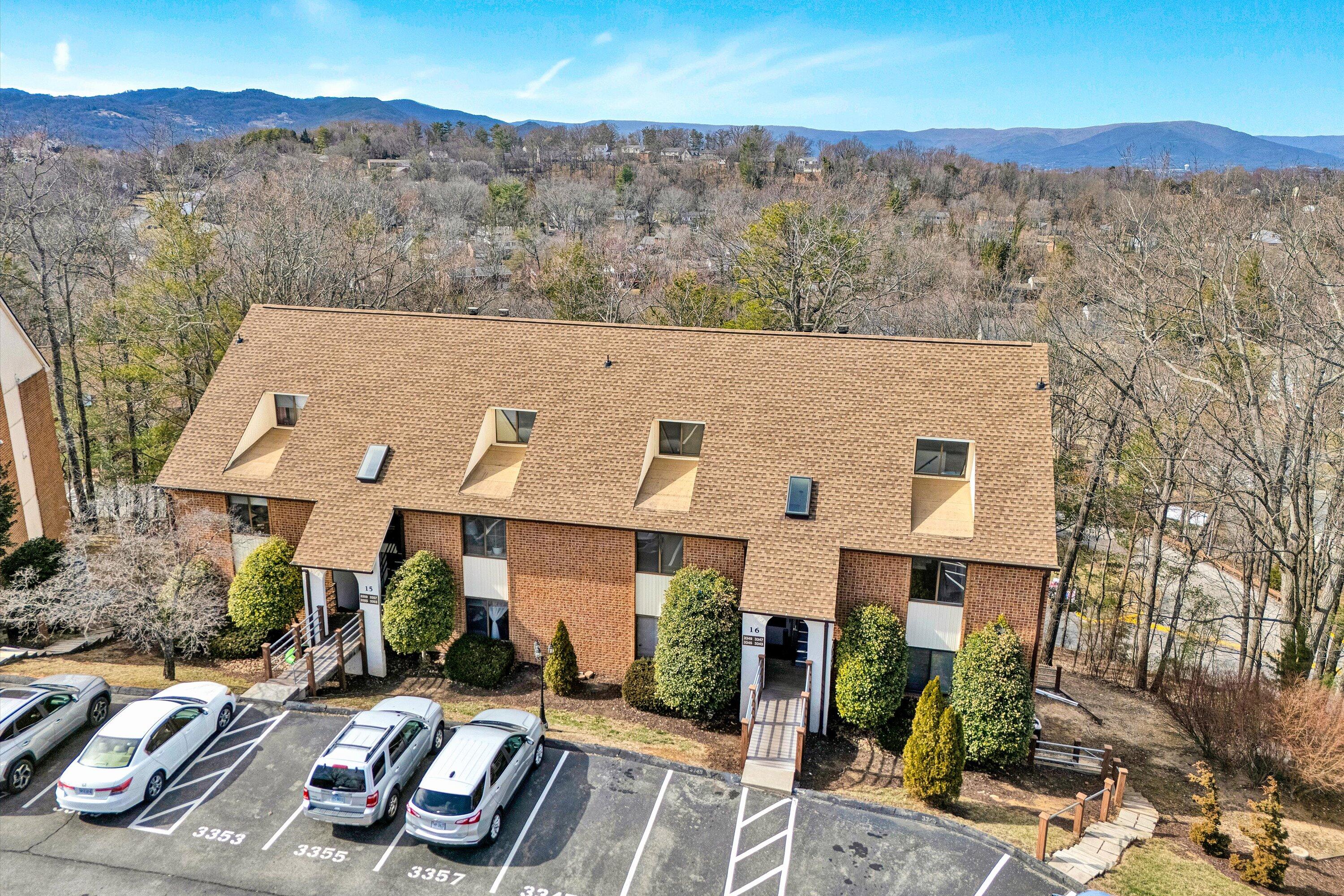 3347 Forest Ct, Roanoke, Virginia image 1