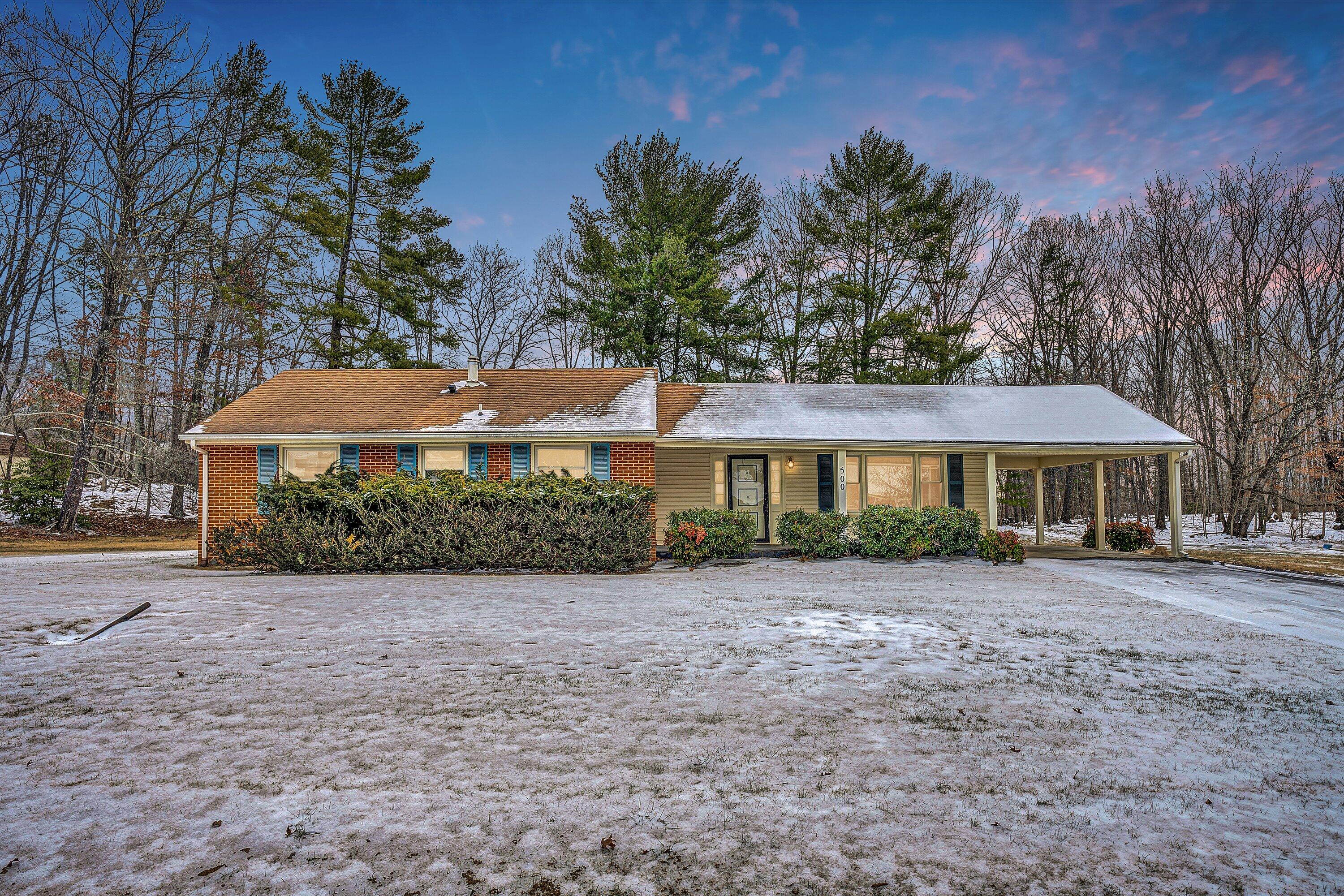 500 Oak Dr, Blue Ridge, Virginia image 1