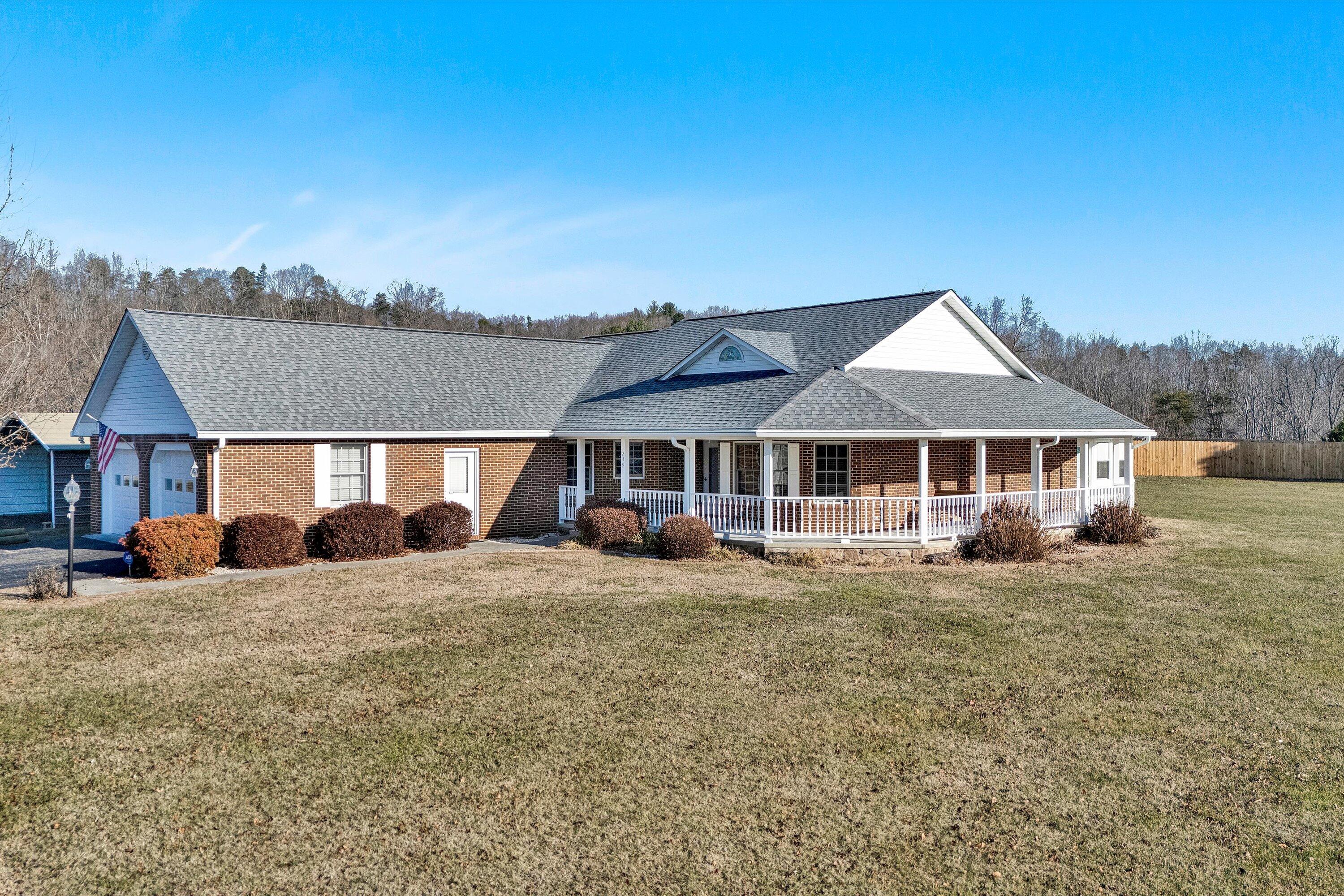 1239 Shorevue Cir, Hardy, Virginia image 45