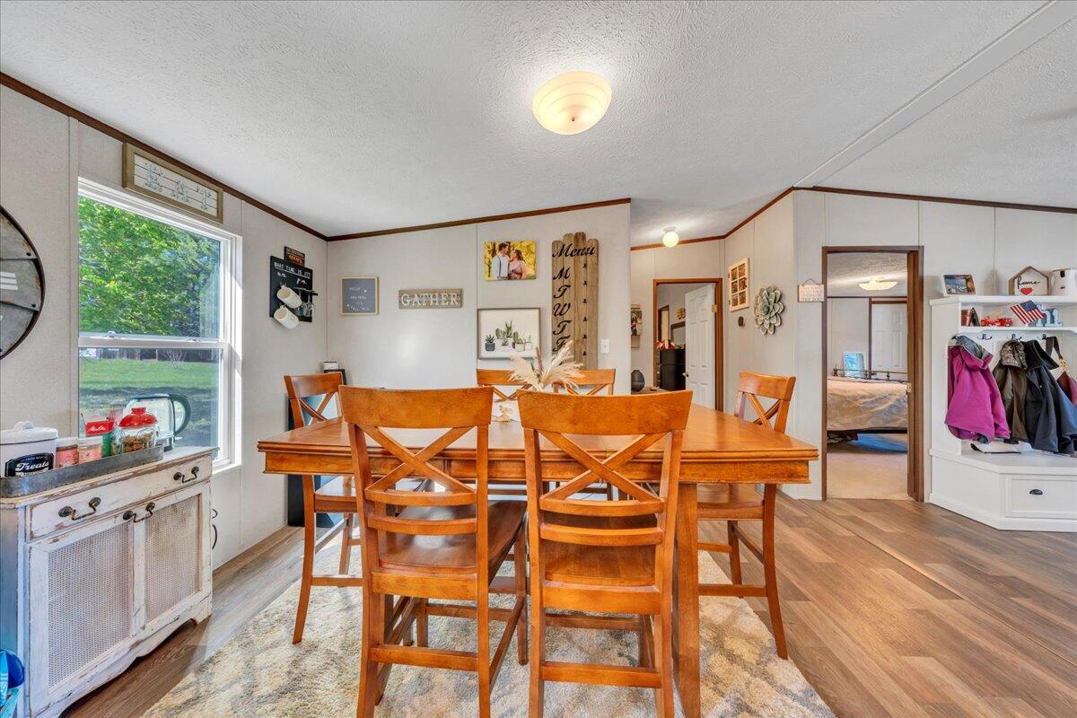 301 Village Dr, Vinton, Virginia image 15