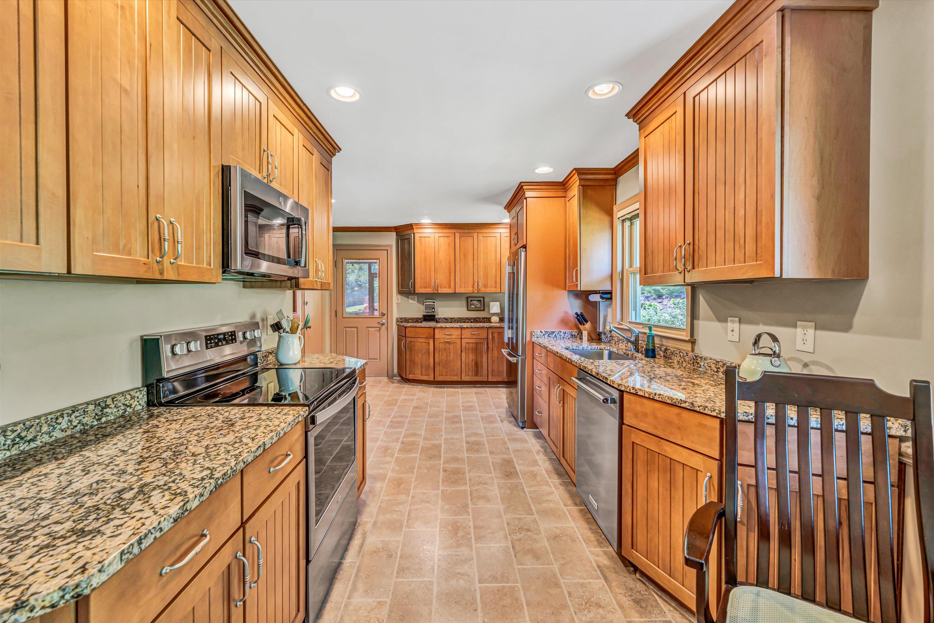 3801 Highwood Rd, Roanoke, Virginia image 7