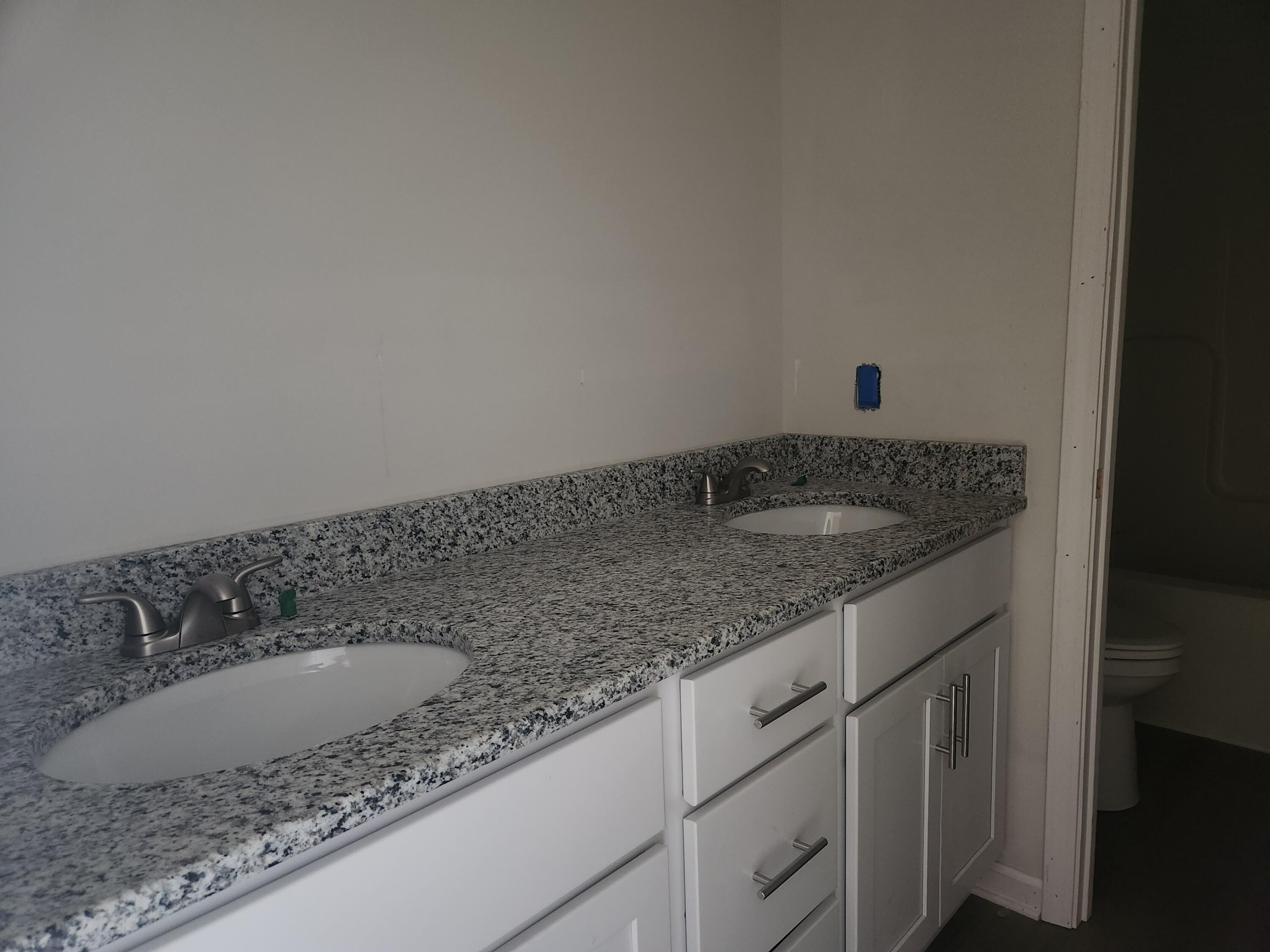 6134 Warren Newcomb, Radford, Virginia image 11
