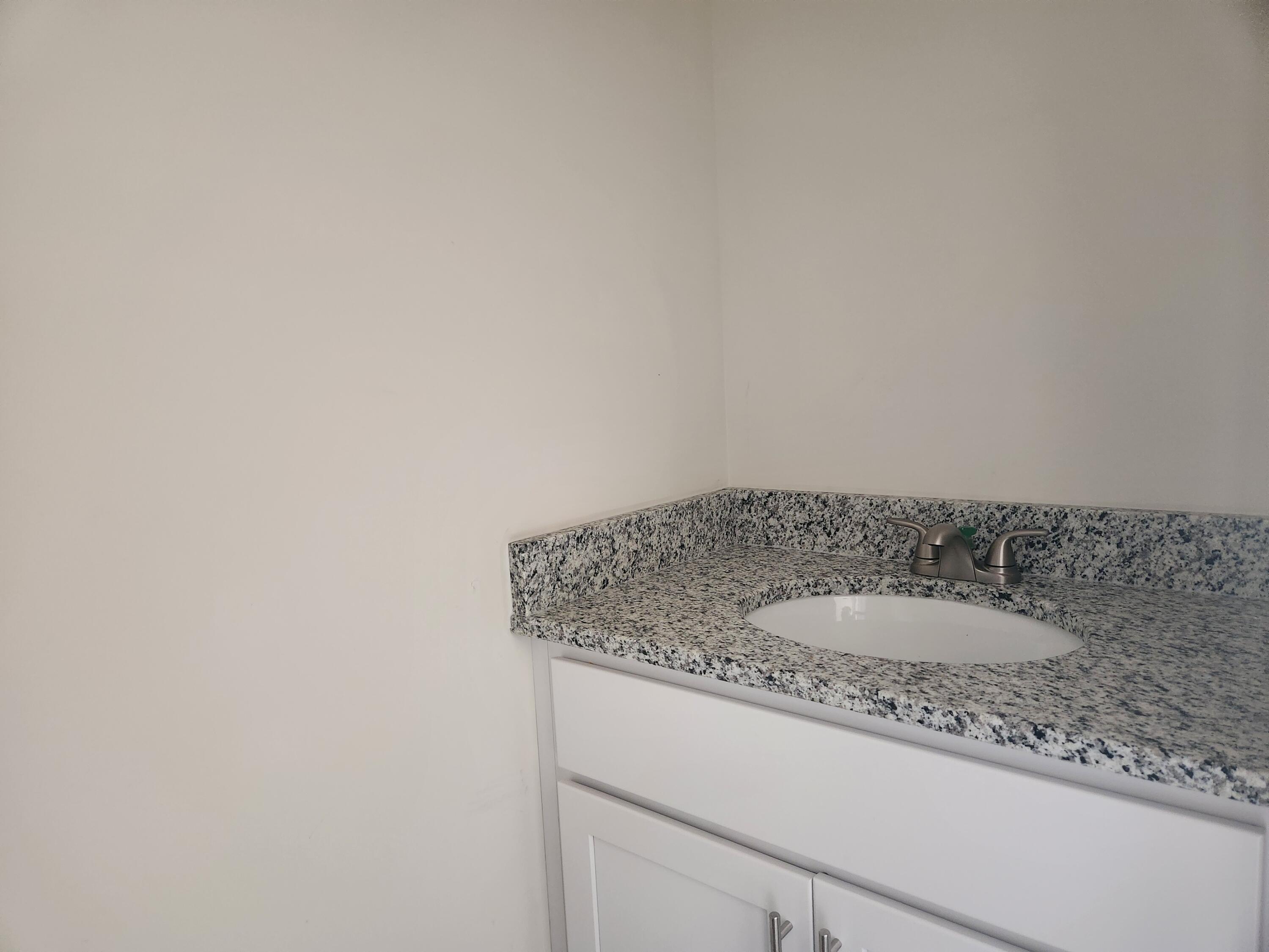 6134 Warren Newcomb, Radford, Virginia image 9