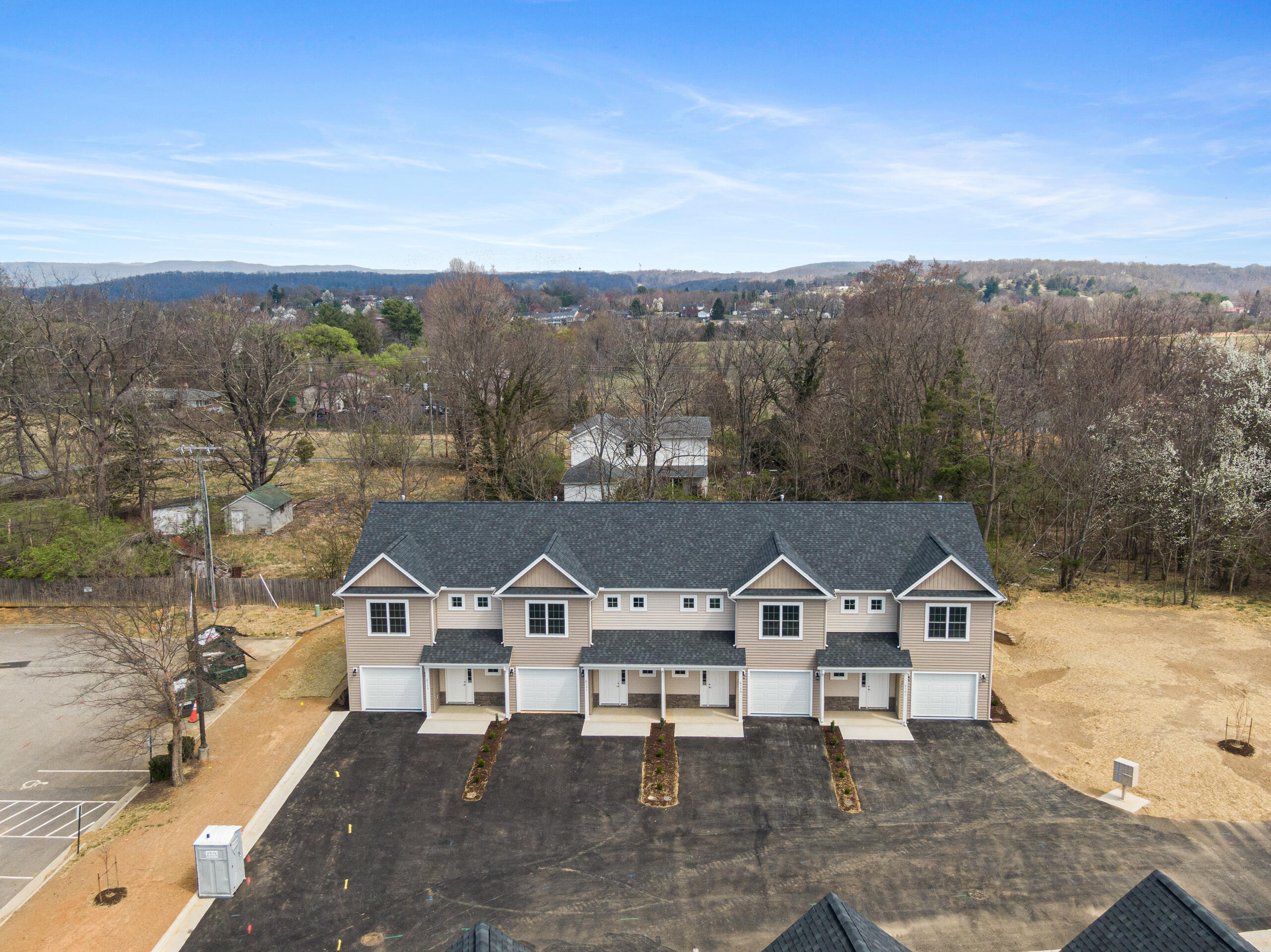 6134 Warren Newcomb, Radford, Virginia image 7
