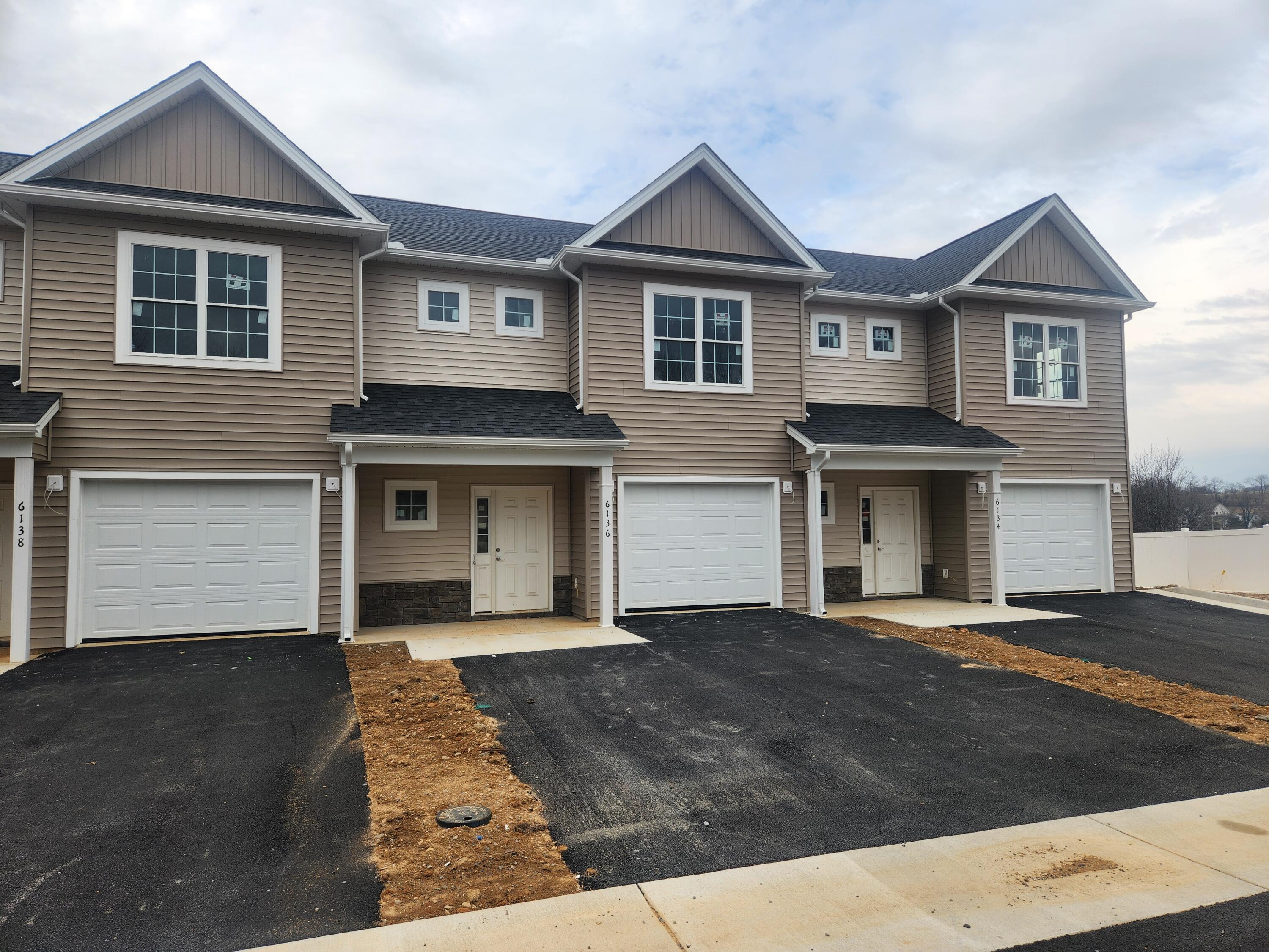 6134 Warren Newcomb, Radford, Virginia image 17