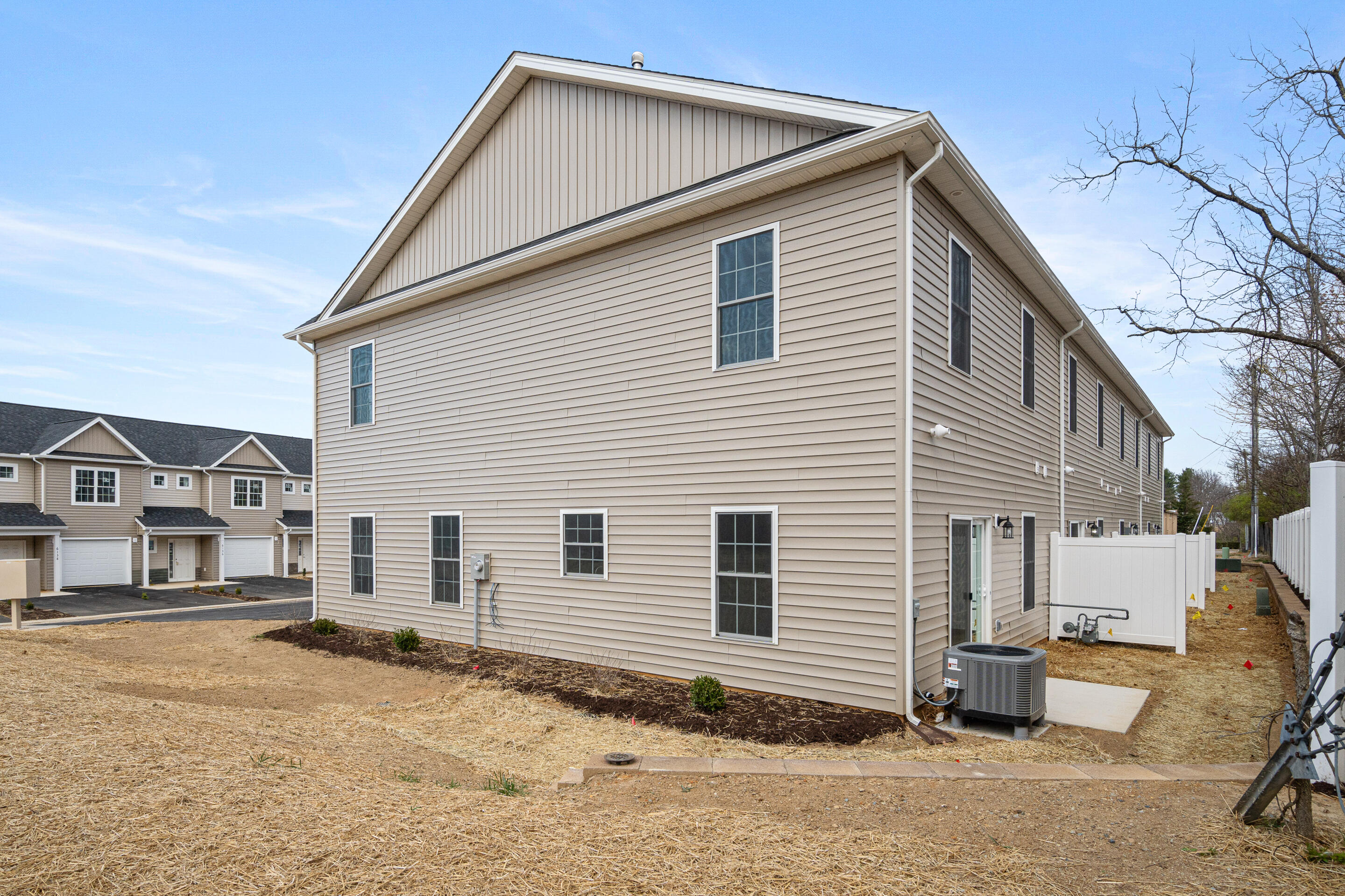 6134 Warren Newcomb, Radford, Virginia image 39