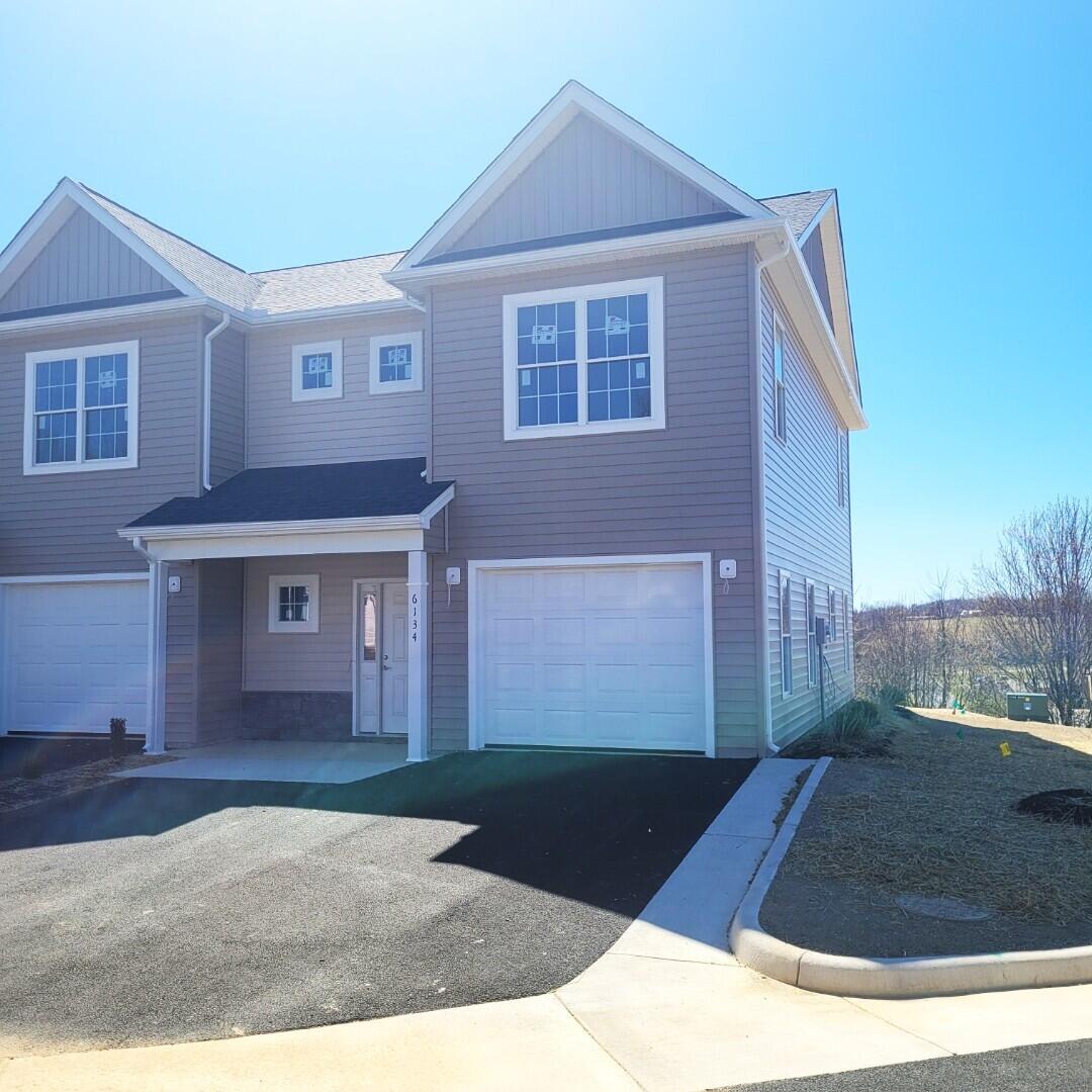 6134 Warren Newcomb, Radford, Virginia image 1
