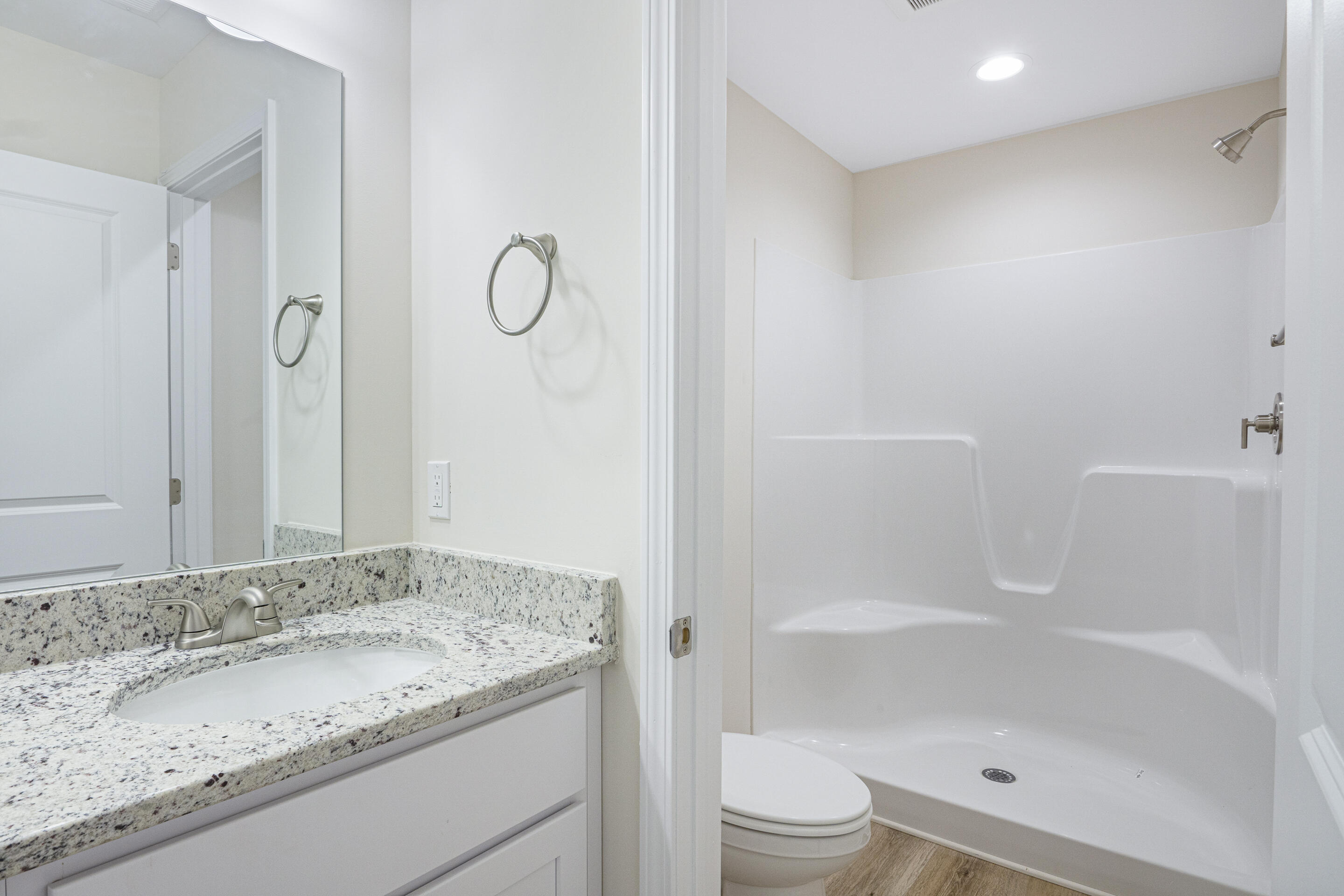 6134 Warren Newcomb, Radford, Virginia image 32