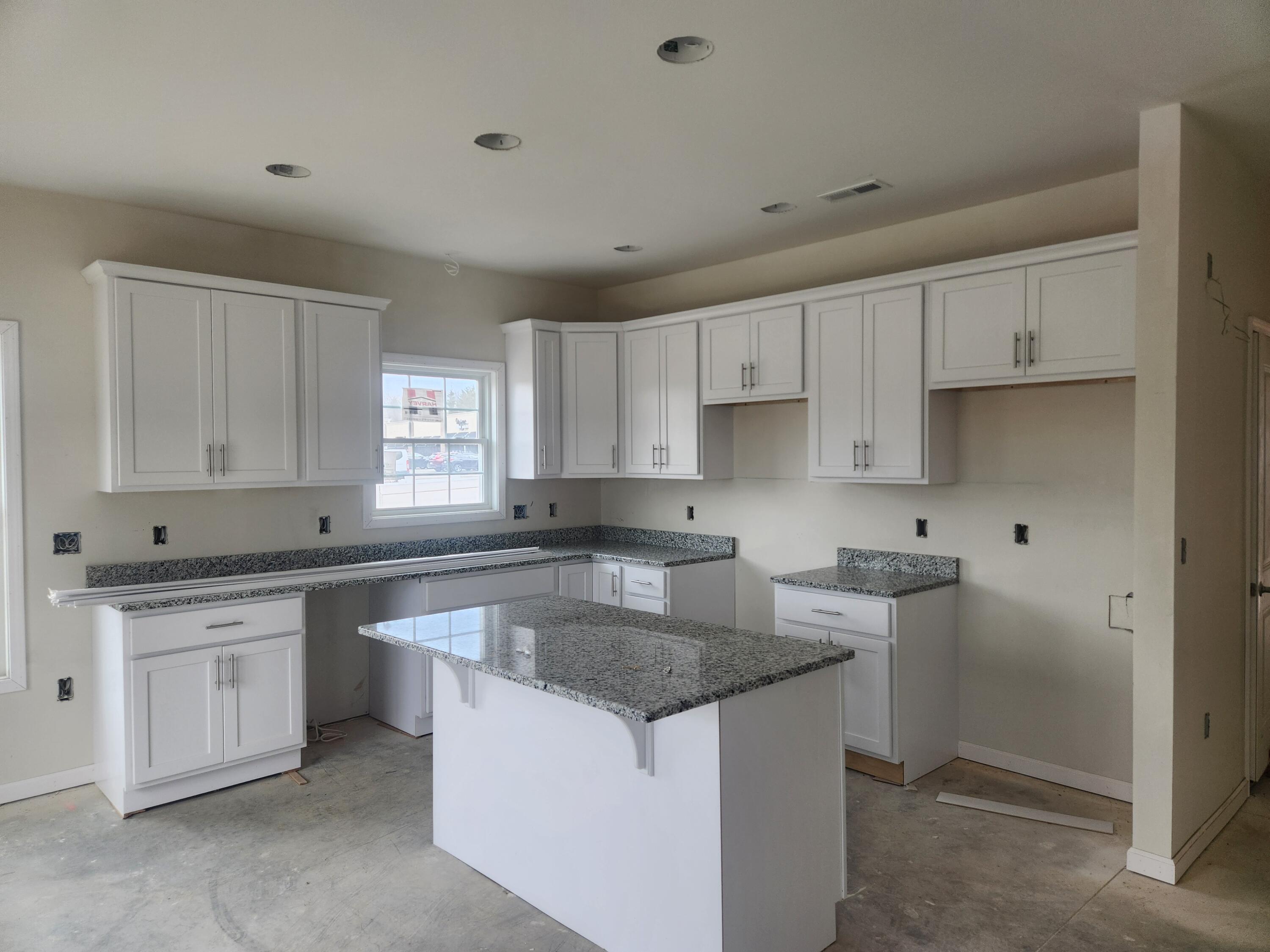 6134 Warren Newcomb, Radford, Virginia image 5
