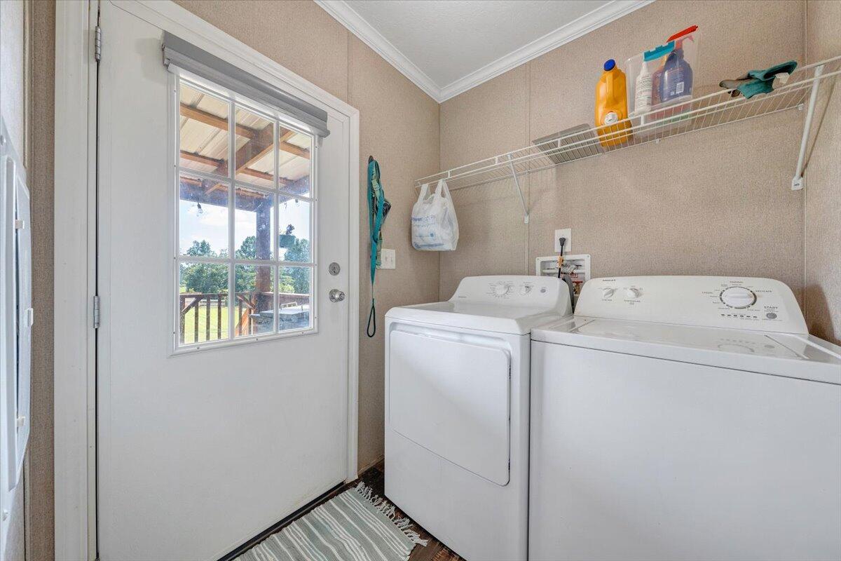 Bedford, Virginia 24523, United States, 3 Bedrooms Bedrooms, ,2 BathroomsBathrooms,Residential,Active,245957