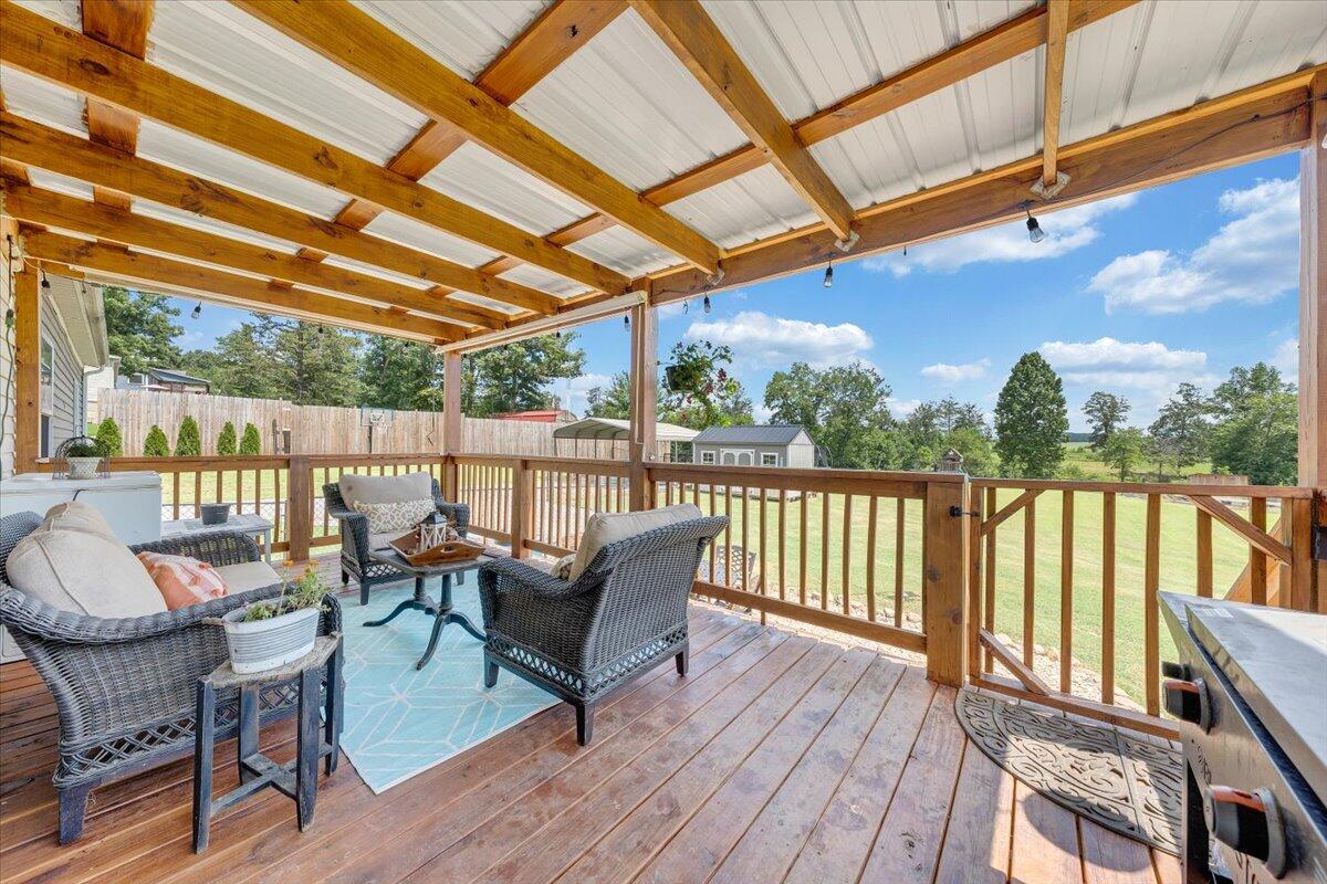 Bedford, Virginia 24523, United States, 3 Bedrooms Bedrooms, ,2 BathroomsBathrooms,Residential,Active,245957