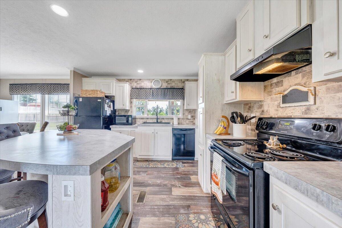 Bedford, Virginia 24523, United States, 3 Bedrooms Bedrooms, ,2 BathroomsBathrooms,Residential,Active,245957